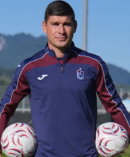 Trabzonspor Ruslan Malinovskyi'nin ameliyat edildiğini açıkladı!