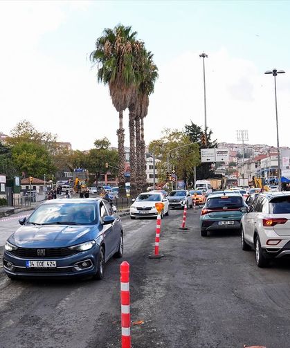 Eyüpsultan'da yol çalışmaları nedeniyle oluşan trafik yoğunluğu tepki çekti