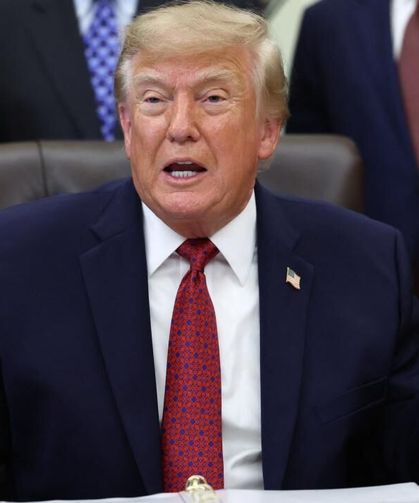 Trump, Rusya'daki salgın şüphesinin biyolojik silah kaynaklı olmadığını düşündüklerini açıkladı
