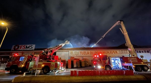 Tuzla'daki yangın kontrol altına alındı