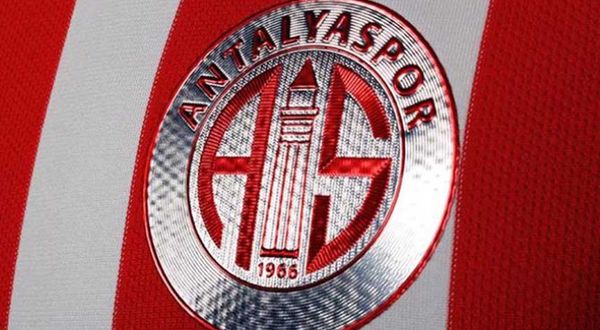 Antalyaspor, Sinan Gümüş'ü kadrosuna kattı