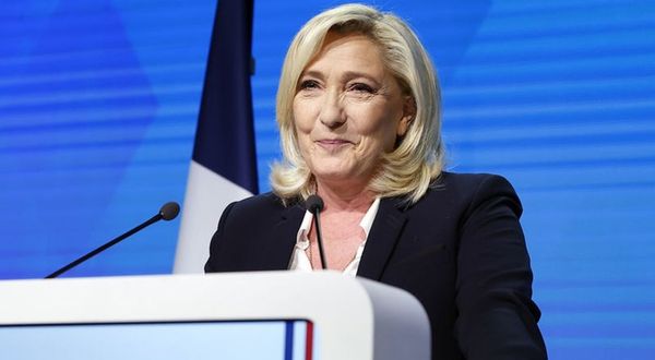 Irkçı Le Pen hakkında yolsuzluk suçlaması