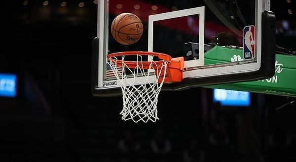 NBA'de Miami Heat, Atlanta Hawks'ı eleyerek yarı finale çıktı