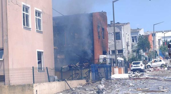 Tuzla'da fabrika yangını: 3 ölü, 9 yaralı