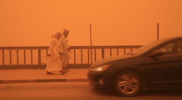 Toz fırtınası Orta Doğu'dan Avrupa'ya sıçrayabilir