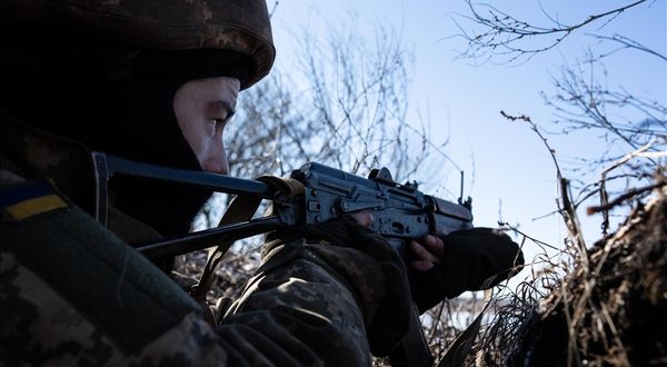Ukrayna: Donetsk ve Lugansk'ta son bir günde Rusya'nın 9 saldırısı püskürtüldü