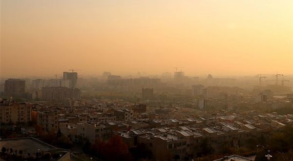 Tahran'da hava kirliliği yüzünden tüm okullar ve kurumlar tatil edildi!