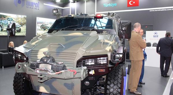 Türk savunma sanayisinin ürünleri Romanya'da görücüye çıktı
