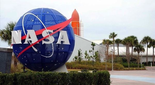 NASA'dan ilk: ABD'den başka bir yerde roket attı