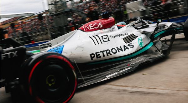F1 Macaristan GP'de 'pole' pozisyonu Mercedes pilotu Russel'ın