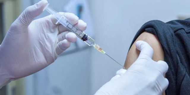Sırası gelenlerin dörtte biri aşı yaptırmadı