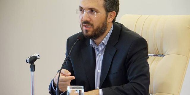 Şenocak anlattı: İslâm üzerinde hesabı olanlar 'Müslüman çocuklar Deist oluyor' iftirası atıyor!