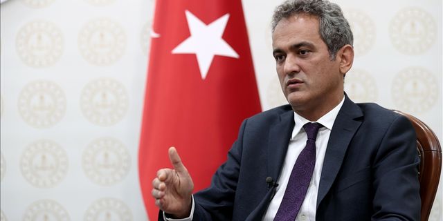 Bakan Özer: Türkiye'nin çok başarılı olması lazım