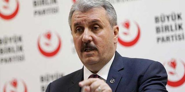 BBP Genel Başkanı Destici: Türk Tabipler Birliği'nden Türk kelimesi kaldırılsın