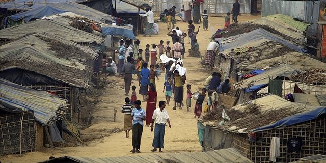 Japonya'dan Arakanlı Müslümanlara 3,7 milyon dolarlık yardım