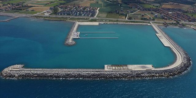 Arsuz Madenli Yat Limanı ile Amasra Yolcu Limanı daimi deniz hudut kapısı oldu