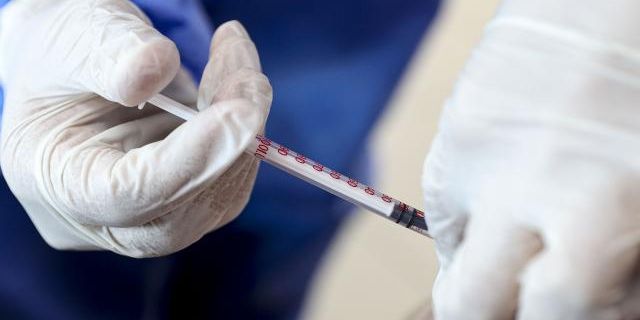 Yeni araştırma: Üç doz BioNTech aşısı Omicron'a karşı %75 oranında etkili