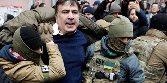 Tutuklu bulunan eski Gürcistan Cumhurbaşkanı Mihail Saakaşvili hastaneye kaldırıldı
