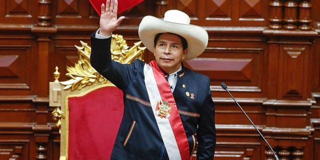 Peru'da muhalefet Castillo'nun görevden azledilmesini istedi