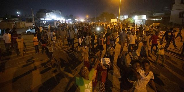 Sudan’da protestoların şiddeti artıyor!