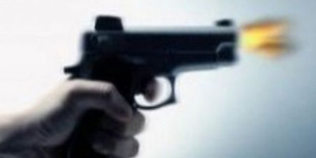 Şanlıurfa'da bir kadın yolda tartıştığı adamı silahla öldürdü