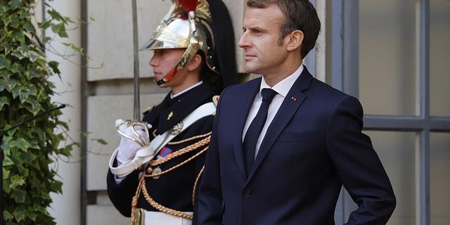 Macron'dan 'Rusya ile diyaloğu sürdüreceğiz' açıklaması