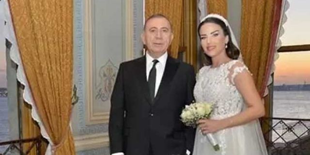 Çırağan Sarayı'nda evlenen Gürsel Tekin: Sade bir nikah yaptık!
