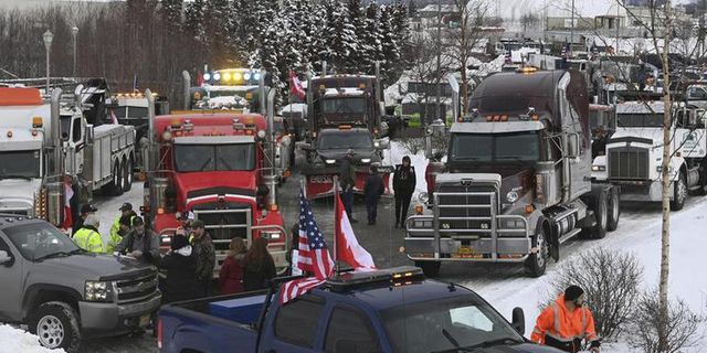 Kanada’daki protestocu kamyon şoförlerinin sınır ablukaları sona erdi