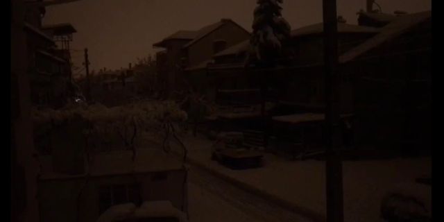 Isparta'da yoğun kar nedeniyle elektrik kesintisi yaşanıyor