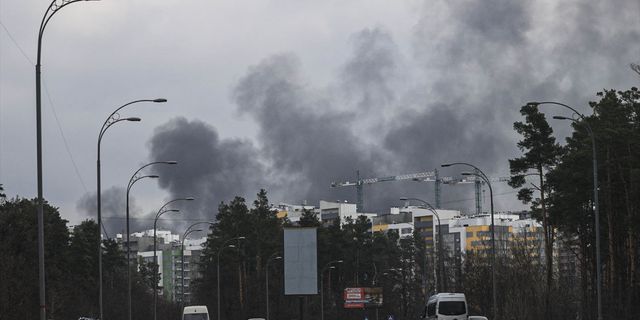 Kliçko: Ruslar Kiev'in Darnitskiy semtini bombalıyor