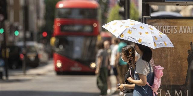 İngiltere'de sıcaklıklar 42 dereceye yaklaştı