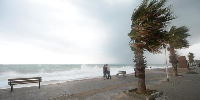 Meteorolojiden Akdeniz için fırtına uyarısı