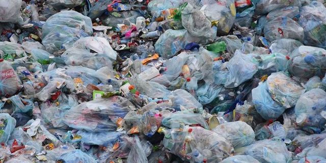 Hindistan'da tek kullanımlık plastik ürünlere yasak