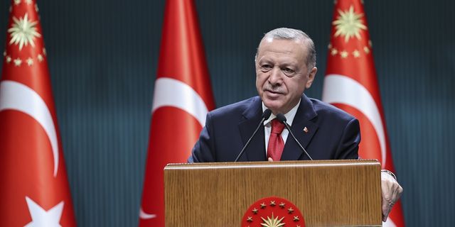 Başkan Erdoğan duyurdu! Sözleşmeliye kadro müjdesi