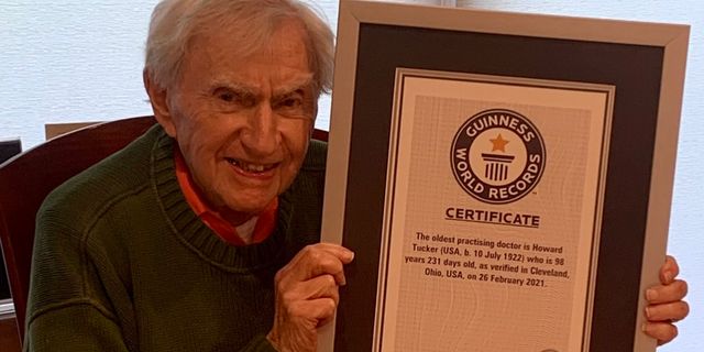 100 yaşındaki doktor Guinness Rekorlar Kitabı'na girdi: Sanırım sonsuza kadar yaşayacağım
