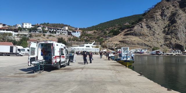 Ayvacık açıklarında düzensiz göçmenlerin bulunduğu bot battı