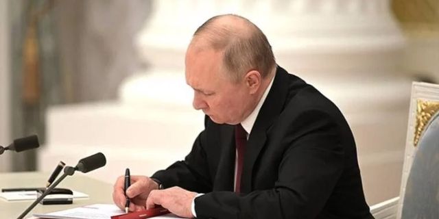 Putin yeni petrol kararını imzaladı! Dost ülkelerle...