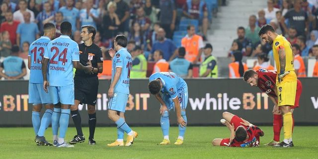 Trabzonspor-Gaziantep FK maçı tarihe geçti! 90 dakikanın sadece 33 dakikasında futbol oynandı...
