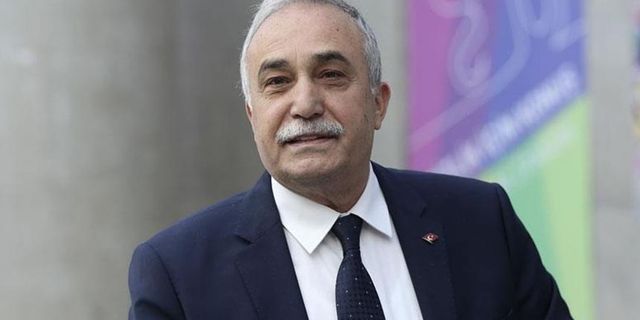 Ahmet Eşref Fakıbaba, AK Parti'den ve milletvekilliğinden istifa etti