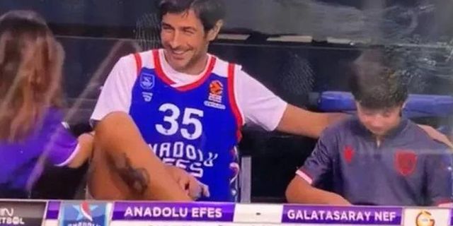 Mete Kalkavan, Anadolu Efes-Galatasaray maçına Efes formasıyla gitti