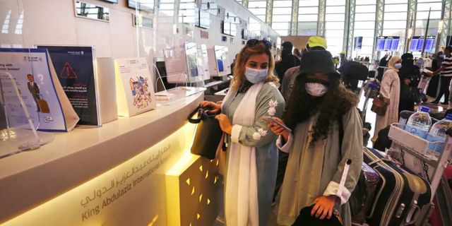 Suudi Arabistan havalimanlarında alkol satışına izin verecek