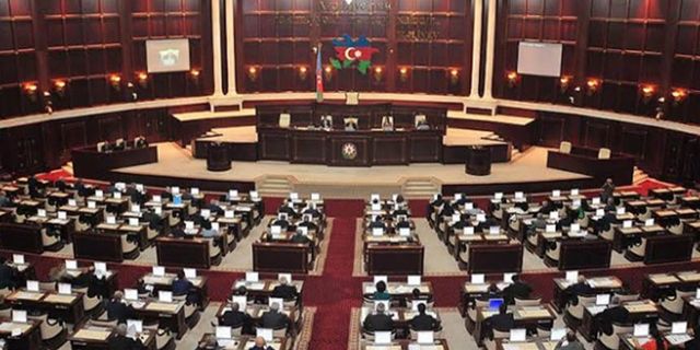 Azerbaycan Parlamentosu'ndan Fransa kararı