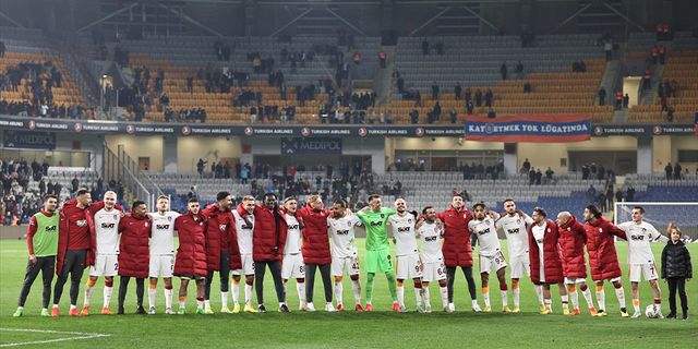 Galatasaray, Başakşehir deplasmanını farklı geçti: 7-0