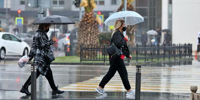 İstanbul'a hafta sonu kuvvetli yağış geliyor