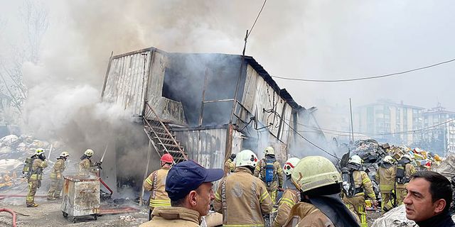 Maltepe’de işçilerin kaldığı konteynerde yangın