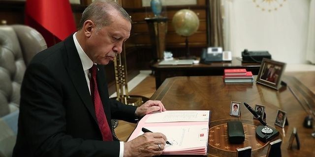 Cumhurbaşkanı Erdoğan 12 üniversiteye rektör atadı