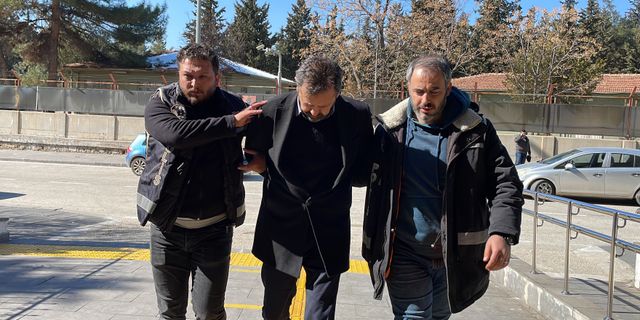 Gaziantep'te depremde yıkılan sitenin müteahhidi tutuklandı