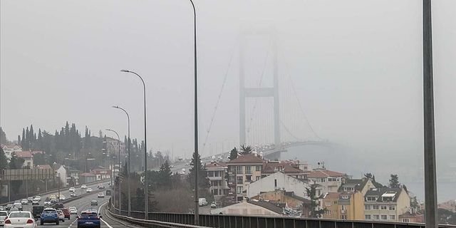 İstanbul'un bazı ilçeleri ile Boğaz'da sis etkili oldu