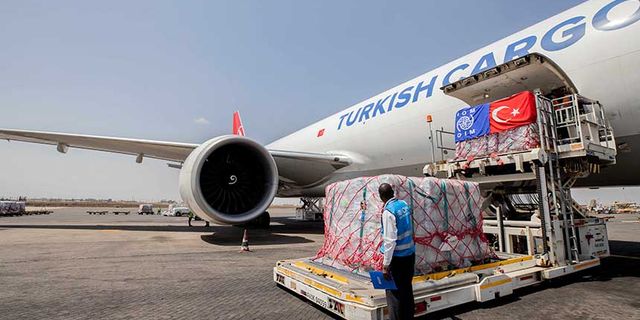 THY, Birleşmiş Milletler Göç Örgütü'nün deprem yardımlarını Türkiye'ye getirdi