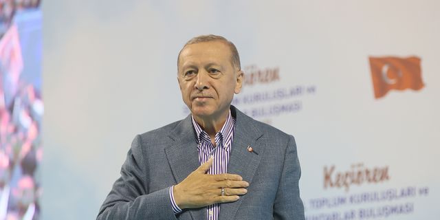 Erdoğan: Türk milletinin iradesine zincir vurulamayacağını gösterdik
